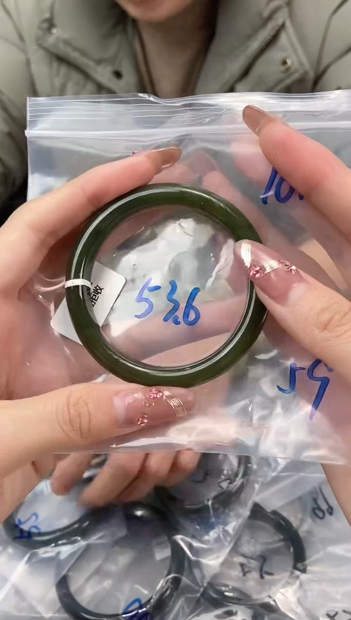 【闪购商品】和田玉手镯未镶嵌天然和田玉1012