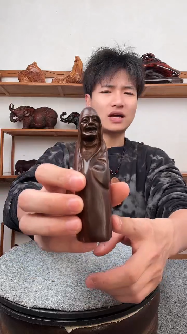 【闪购商品】交趾黄檀（大红酸枝）其他1