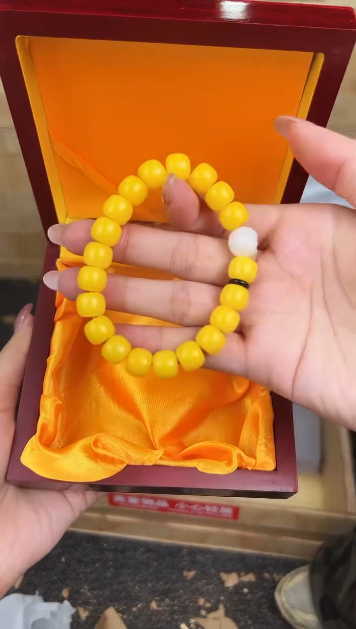 万家文玩阁黄玉菩提链接@@L052
