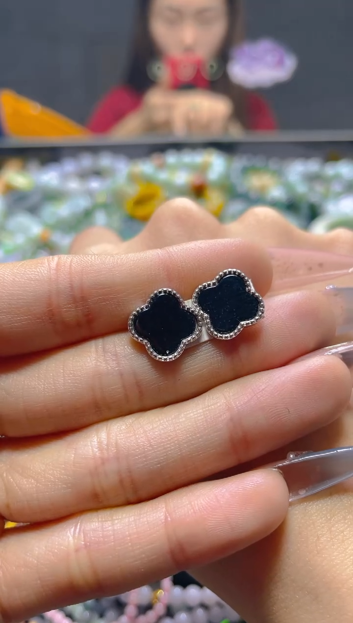 颈饰未镶嵌翡翠/D/翡翠A货，一件也是批发价