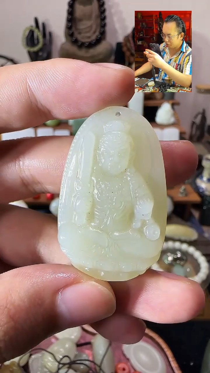 和田玉未镶嵌颈饰1