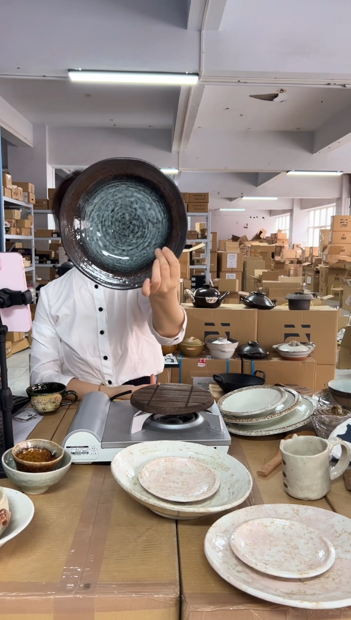 陶瓷24cm大盘子一个装