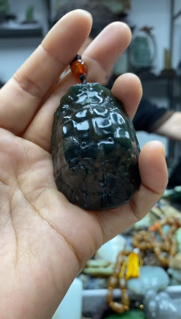 和田玉未镶嵌把件1