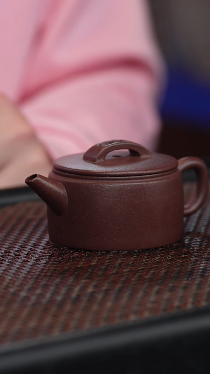 【闪购商品】宜兴紫砂原矿底槽清汉瓦100cc左右