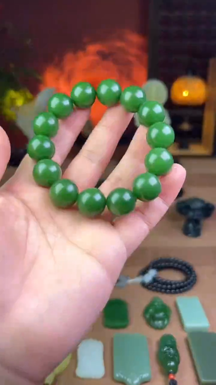 未镶嵌和田玉挂件世*碧玉圆珠手串