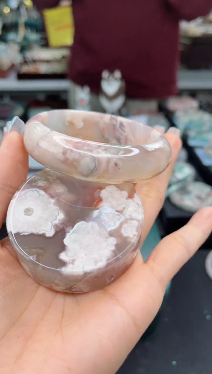 【闪购商品】石英质玉手镯未镶嵌59圈口（赠品镯心）1355036