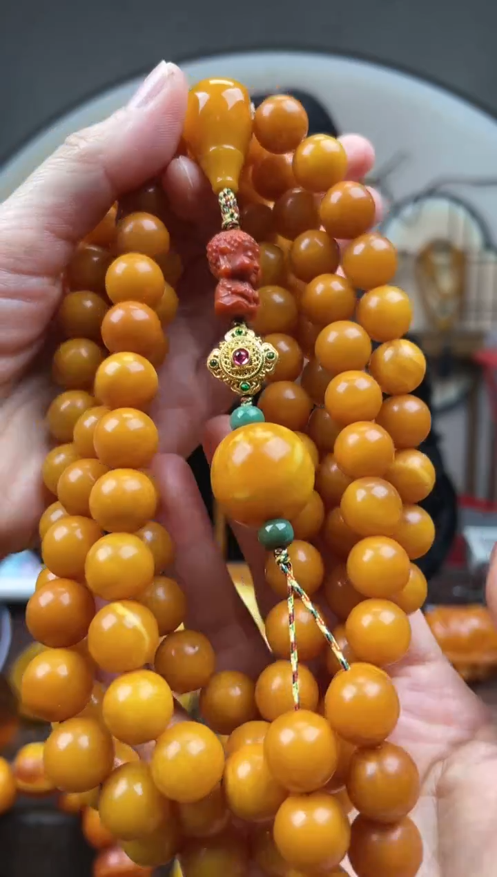 【闪购商品】琥珀裸石未镶嵌首饰 假1赔4 （多样性发货1件