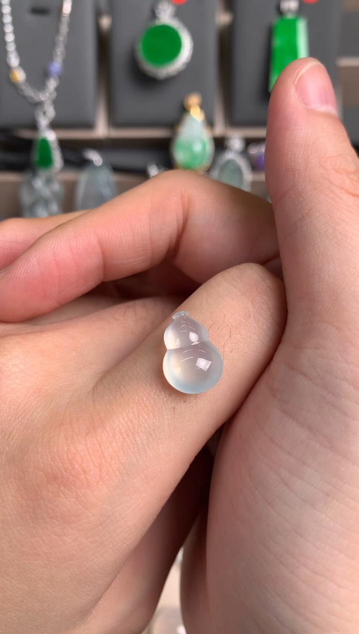 未镶嵌定制翡翠裸玉