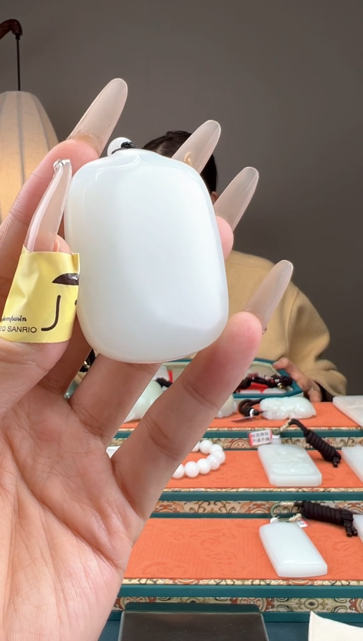 【闪购商品】和田玉颈饰未镶嵌1