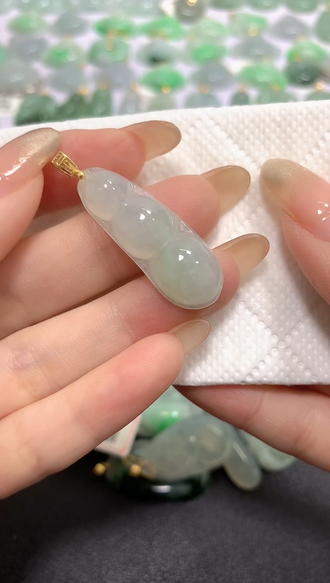 颈饰未镶嵌翡翠A货
