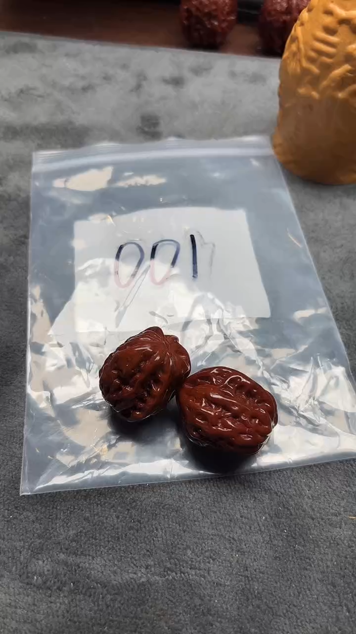 把件文玩核桃鸡心001