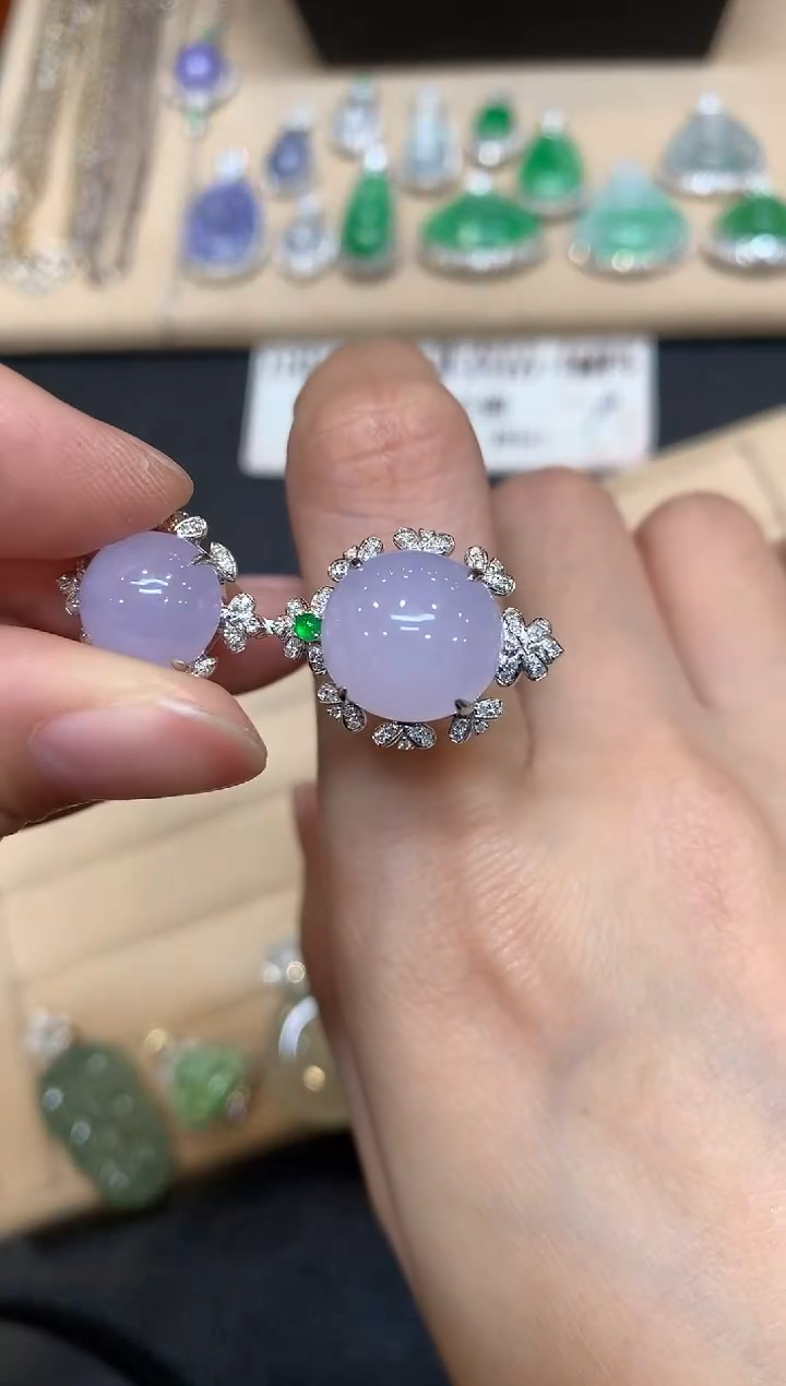 翡翠18K金镶嵌颈饰蛋面【无服务费】