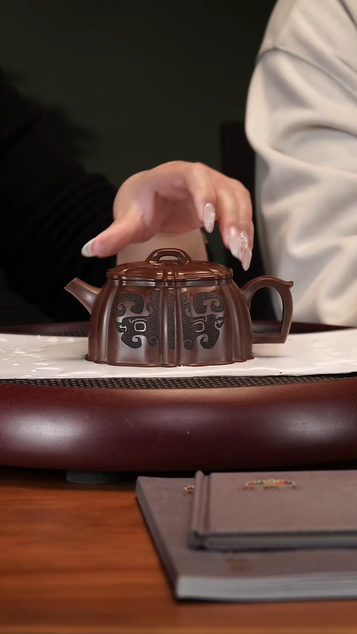 【闪购商品】紫砂茶壶2-53YXM筋纹古琴某革紫泥350cc