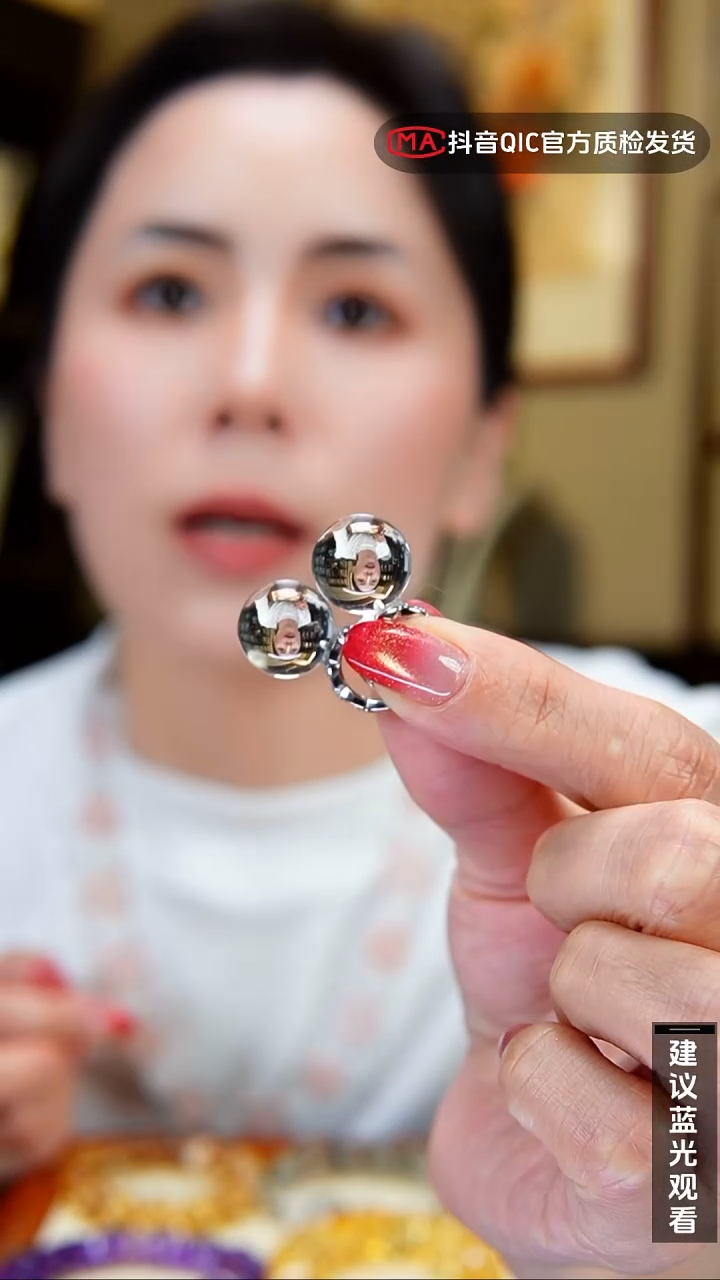 未镶嵌手链水晶闪购4号 天然白水晶耳钉（大款）