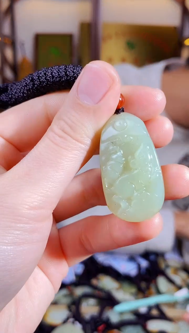 【闪购商品】和田玉颈饰未镶嵌1