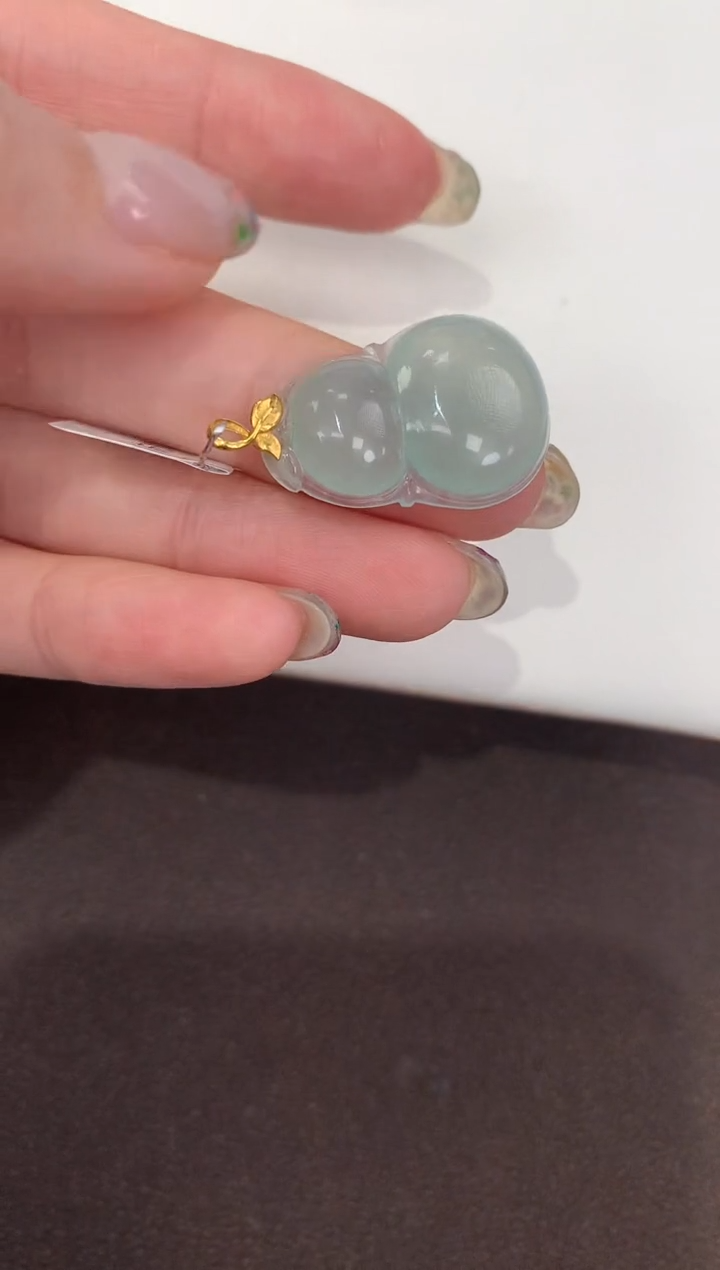 颈饰18K金镶嵌翡翠天然缅甸a货翡翠