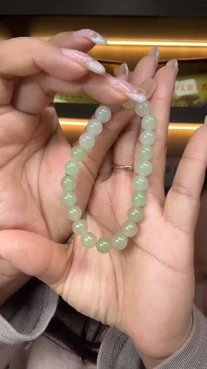 颈饰未镶嵌和田玉渐变晴水手串 特别冰油润 天然和田玉有结构正常
