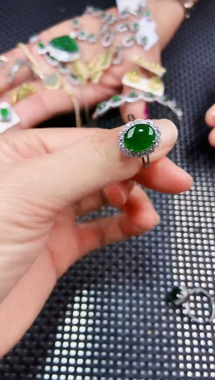 【闪购商品】翡翠戒指未镶嵌11111111