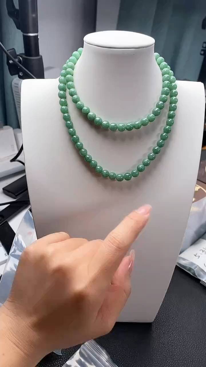 【闪购商品】翡翠手串未镶嵌30......