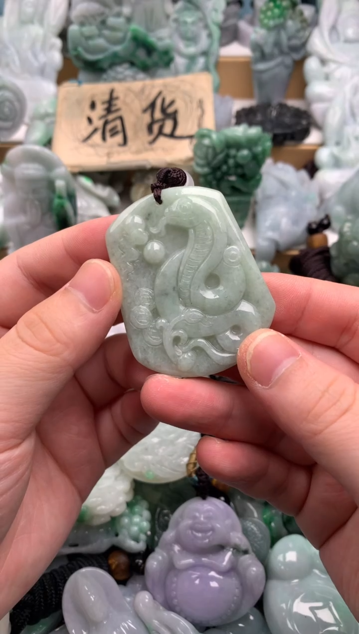 吊坠(不含链)未镶嵌翡翠1