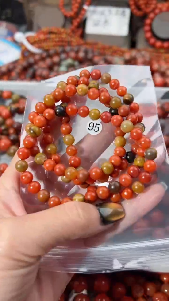 【闪购商品】南红玛瑙手串未镶嵌7+