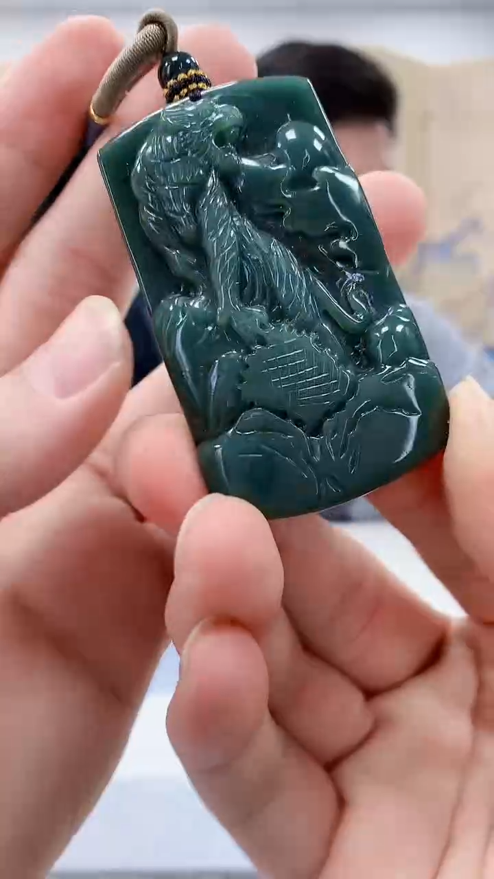 【闪购商品】定制翡翠未镶嵌4917bb-毛货挂件185