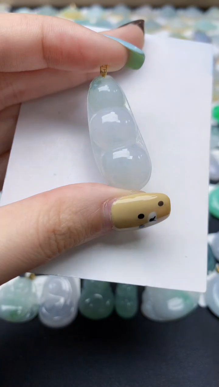 翡翠18K金镶嵌颈饰天然翡翠A货