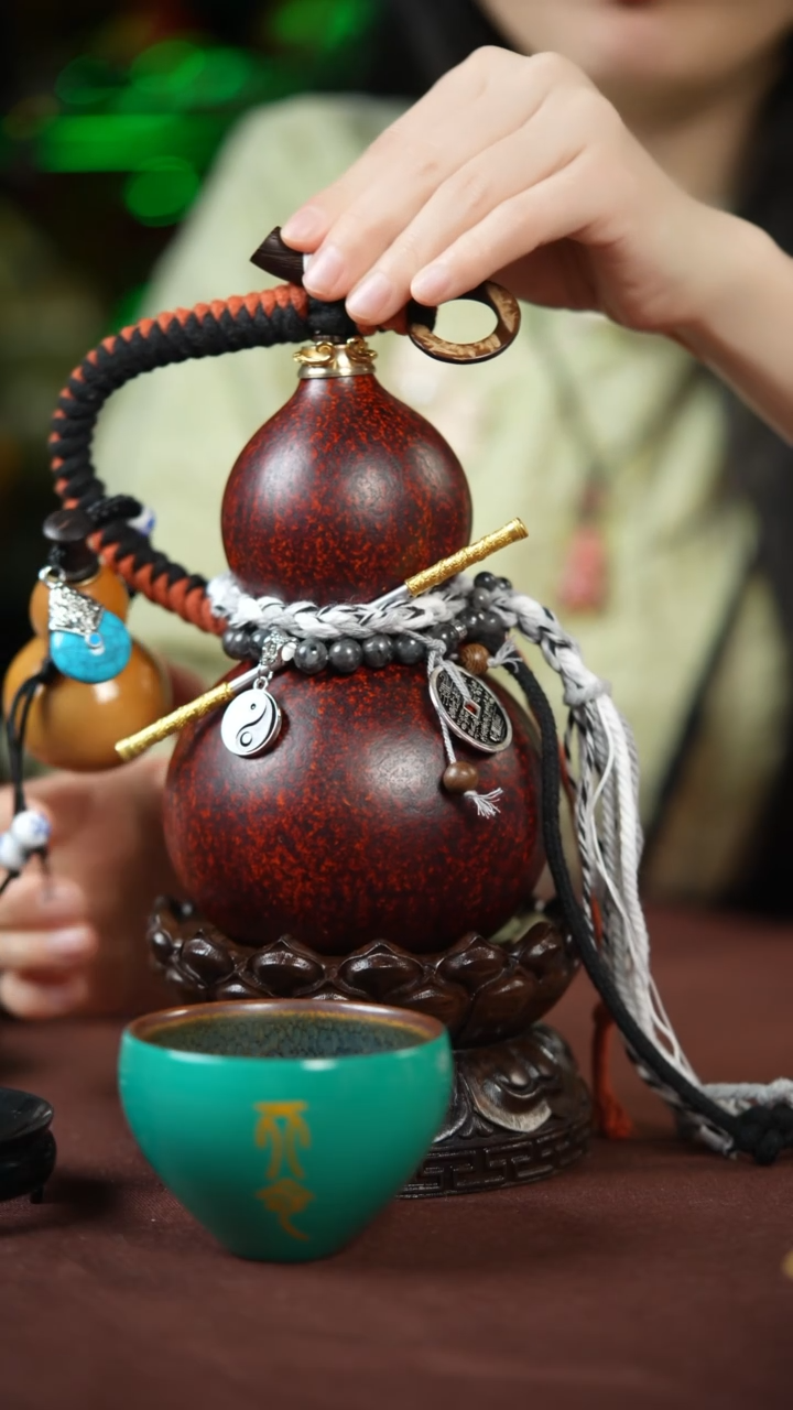 【闪购商品】980号500ml左右的非遗漆器酒葫芦