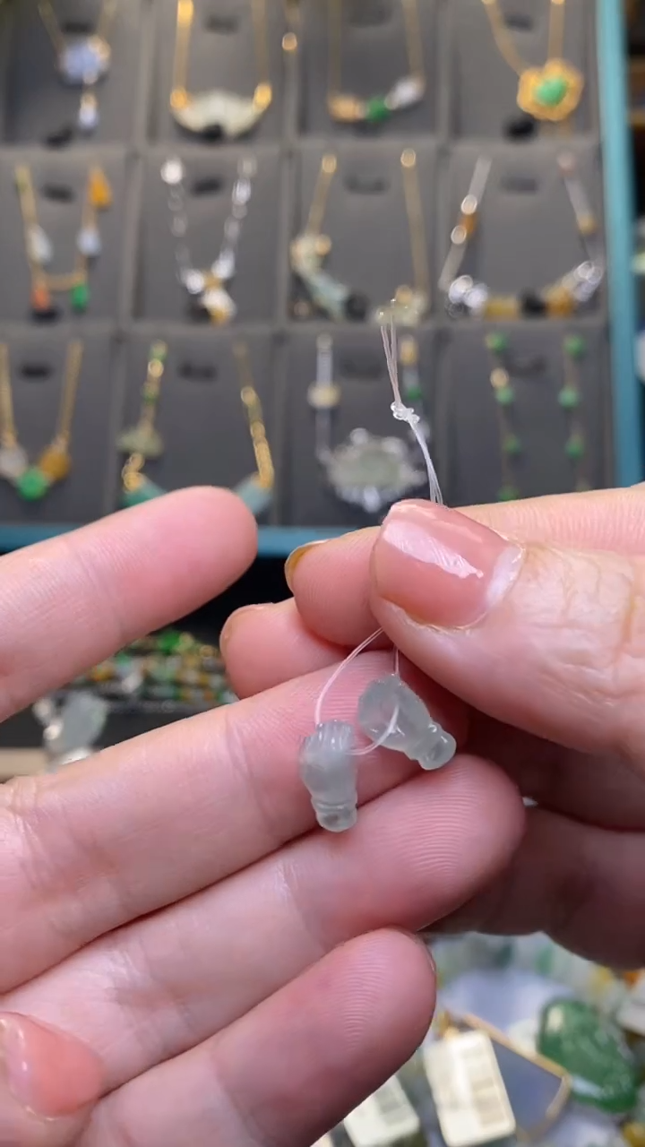 颈饰未镶嵌翡翠净货36201