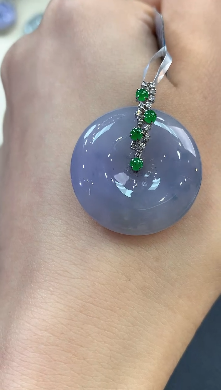 【闪购商品】翡翠吊坠(不含链)18K金镶嵌B71有色差