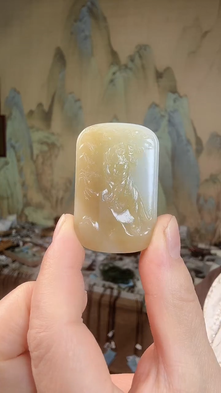 颈饰未镶嵌和田玉.