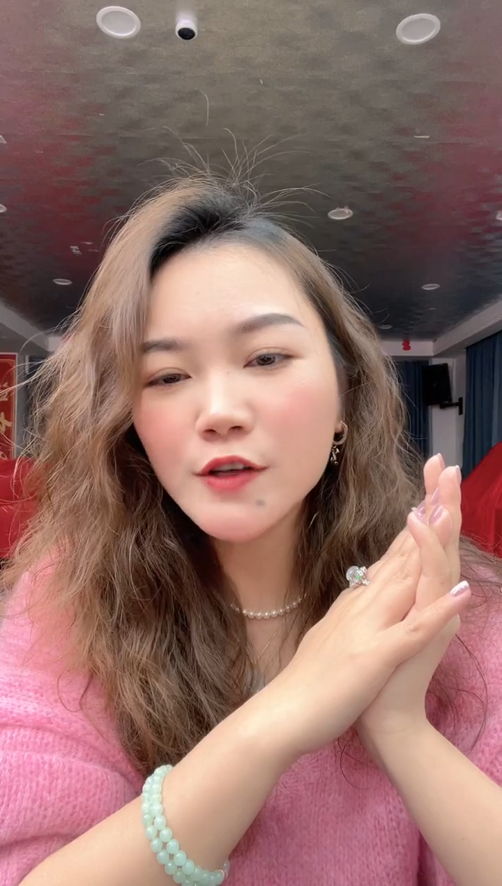 【闪购商品】翡翠耳饰未镶嵌配绳