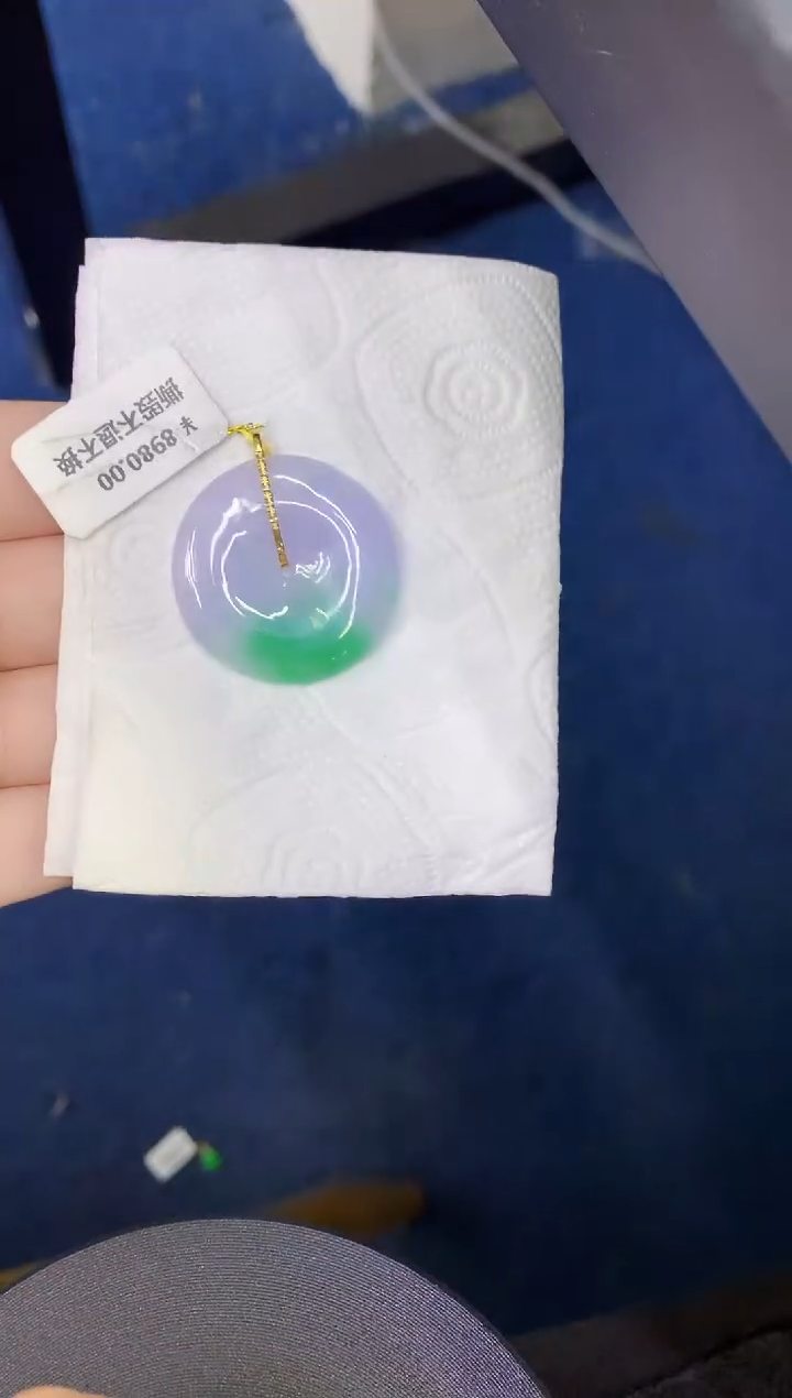 颈饰18K金镶嵌翡翠缅甸天然翡翠a货