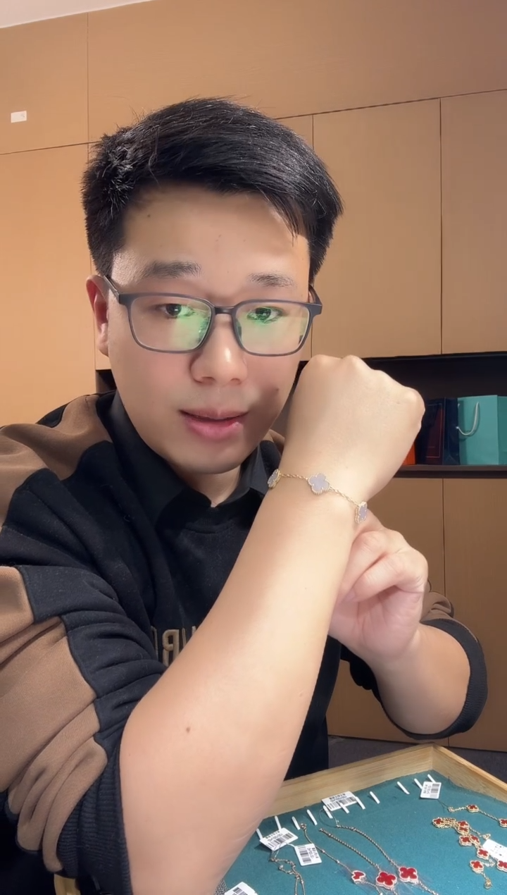 【闪购商品】玛瑙/玉髓手链18K金镶嵌紫色k黄，五花手链GHJ