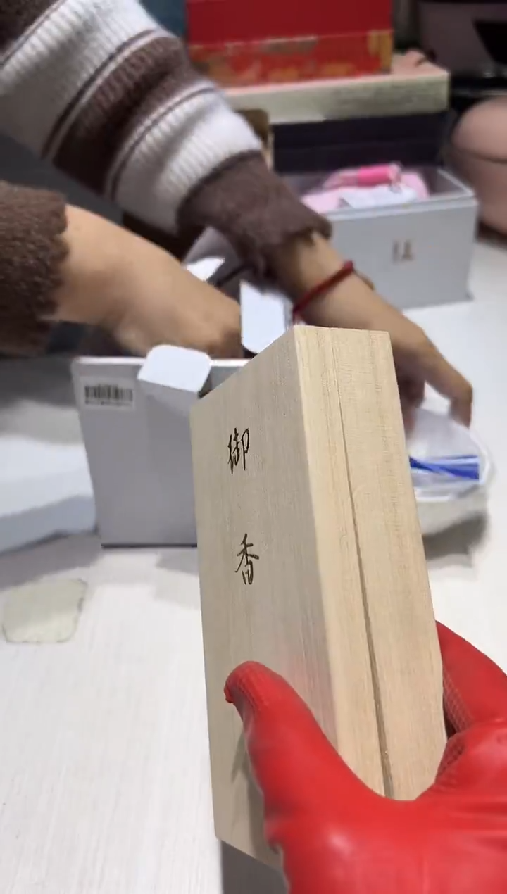 瓷片11111111111@@1