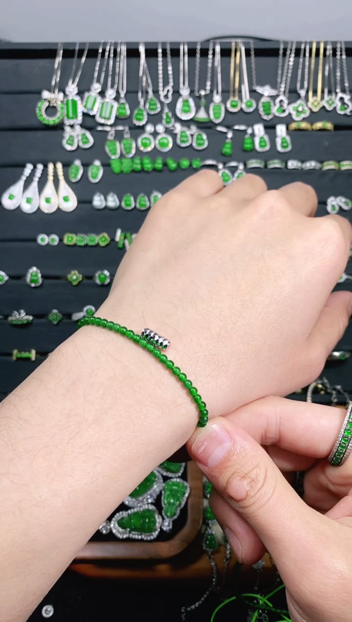 【闪购商品】翡翠手链银S925镶嵌多样性