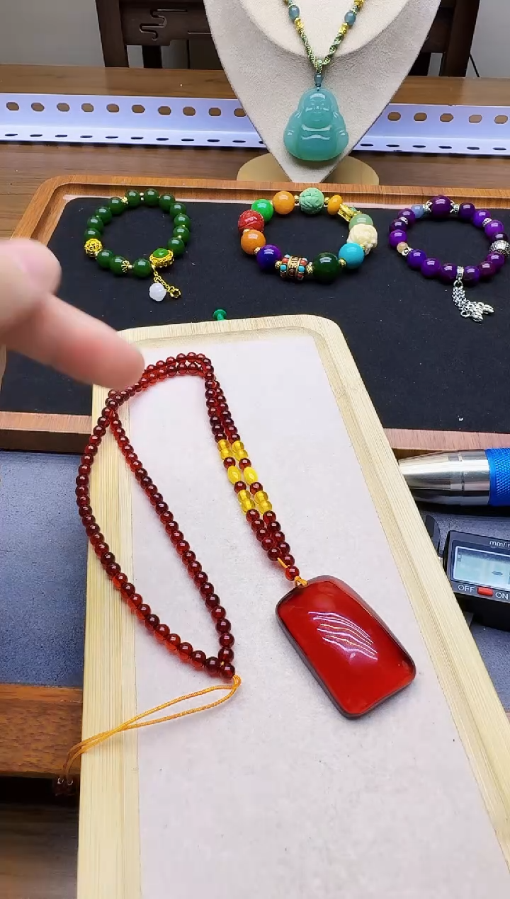 血珀颈饰14K金镶嵌X186       