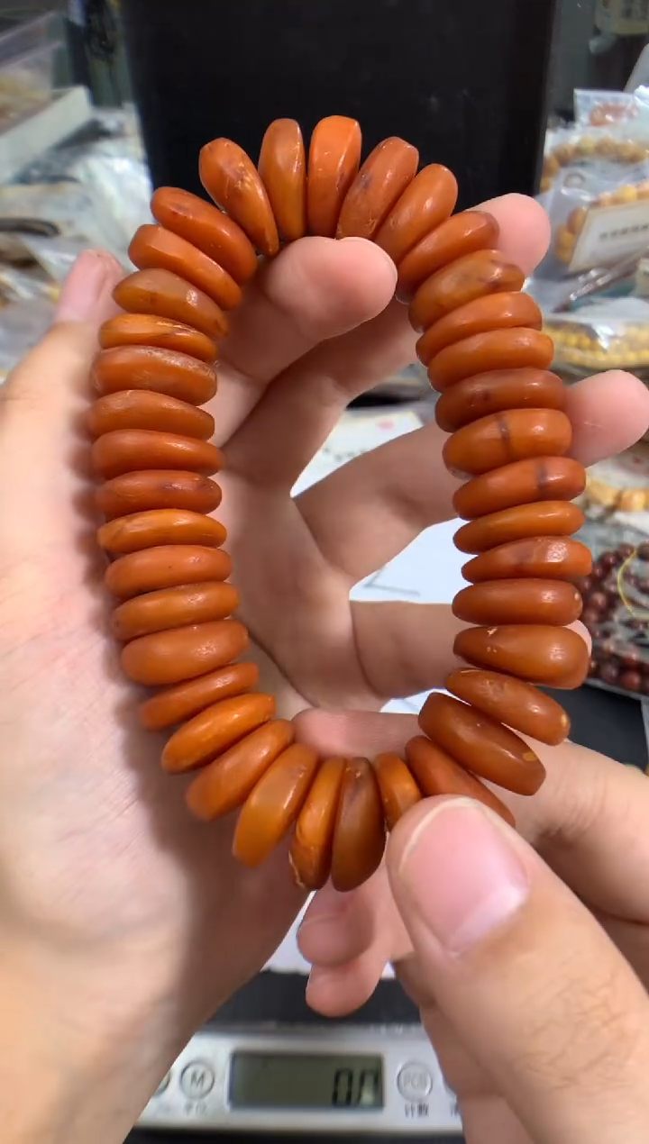 琥珀未镶嵌珠宝奇石1