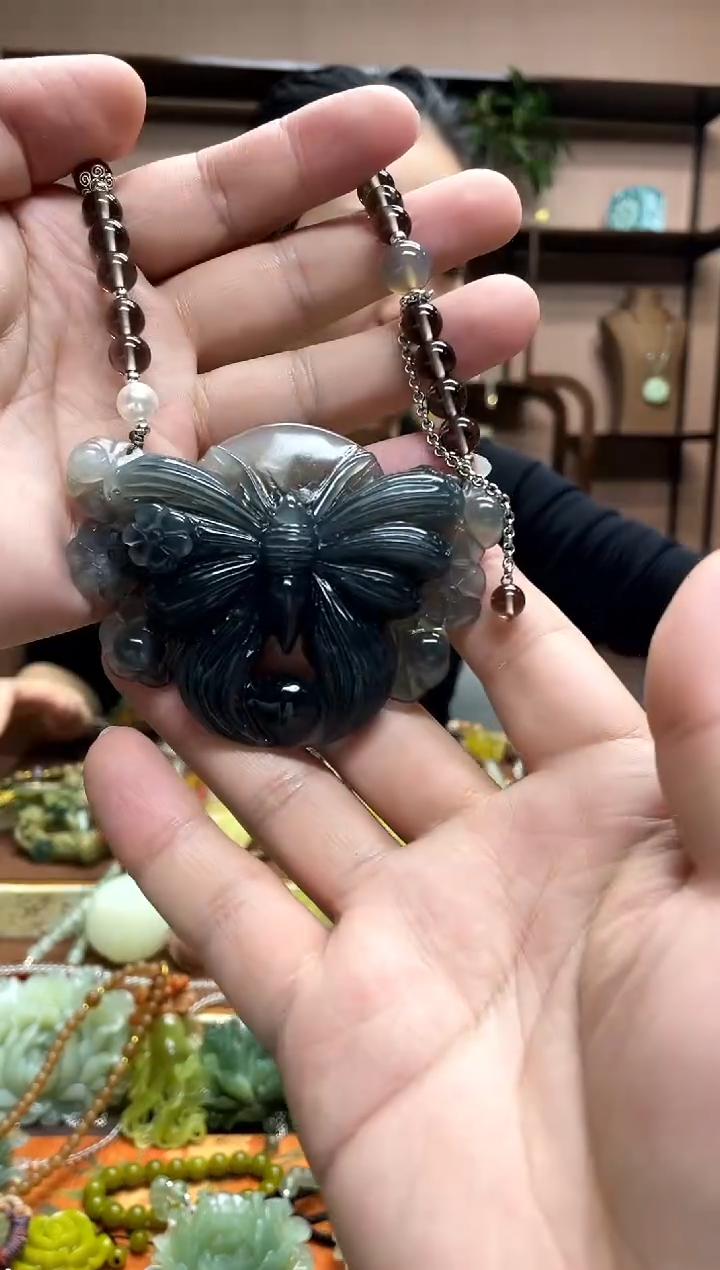 未镶嵌岫玉吊坠·