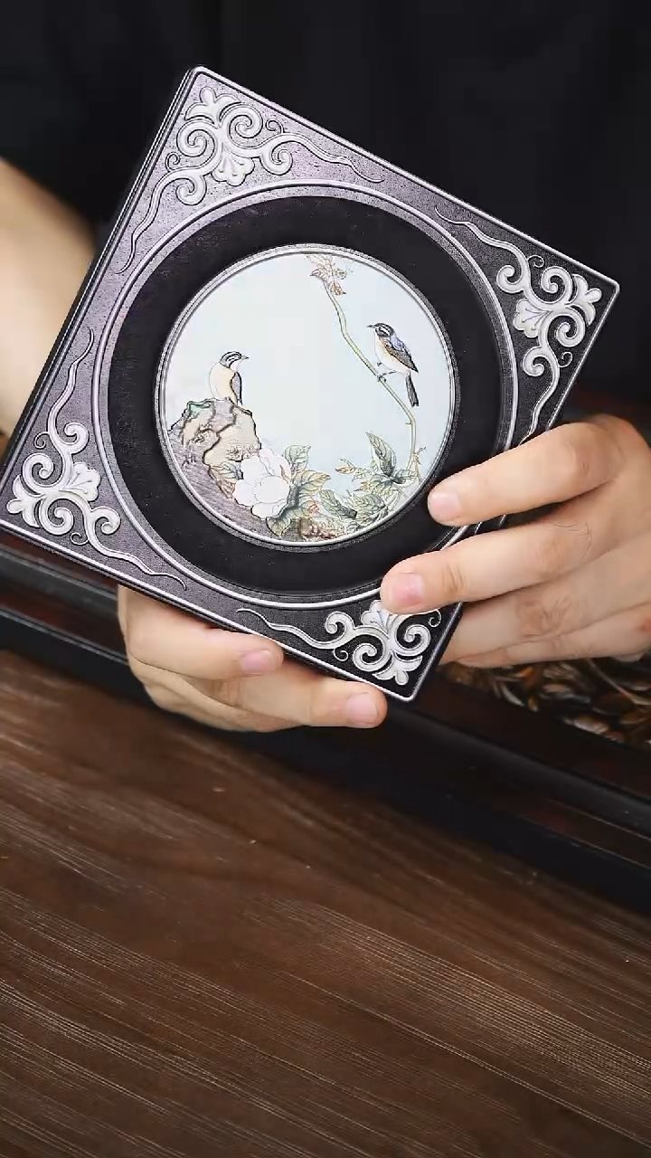 壹藏贰宝花鸟小壶承