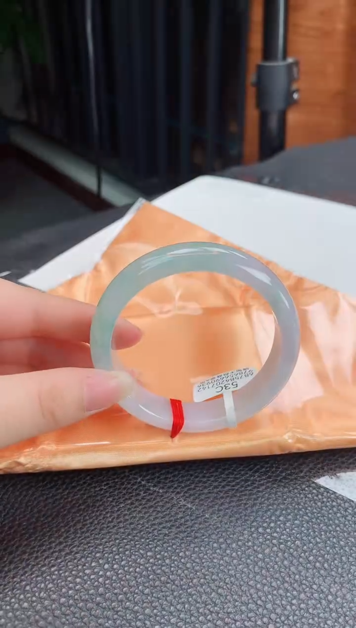 【闪购商品】翡翠手镯未镶嵌缅甸天然翡翠A货手镯