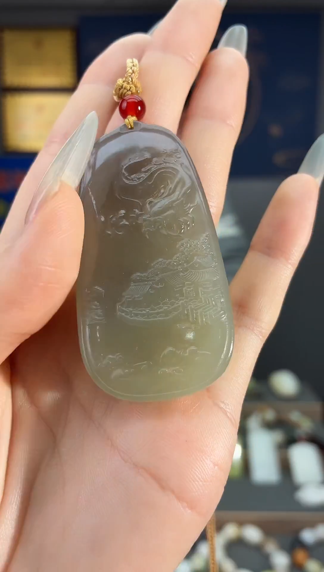 颈饰未镶嵌和田玉1