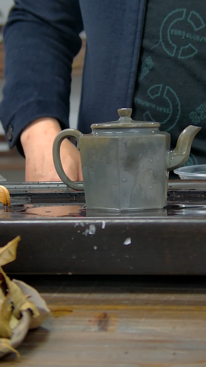 【闪购商品】贵台龙窑柴烧茶壶383