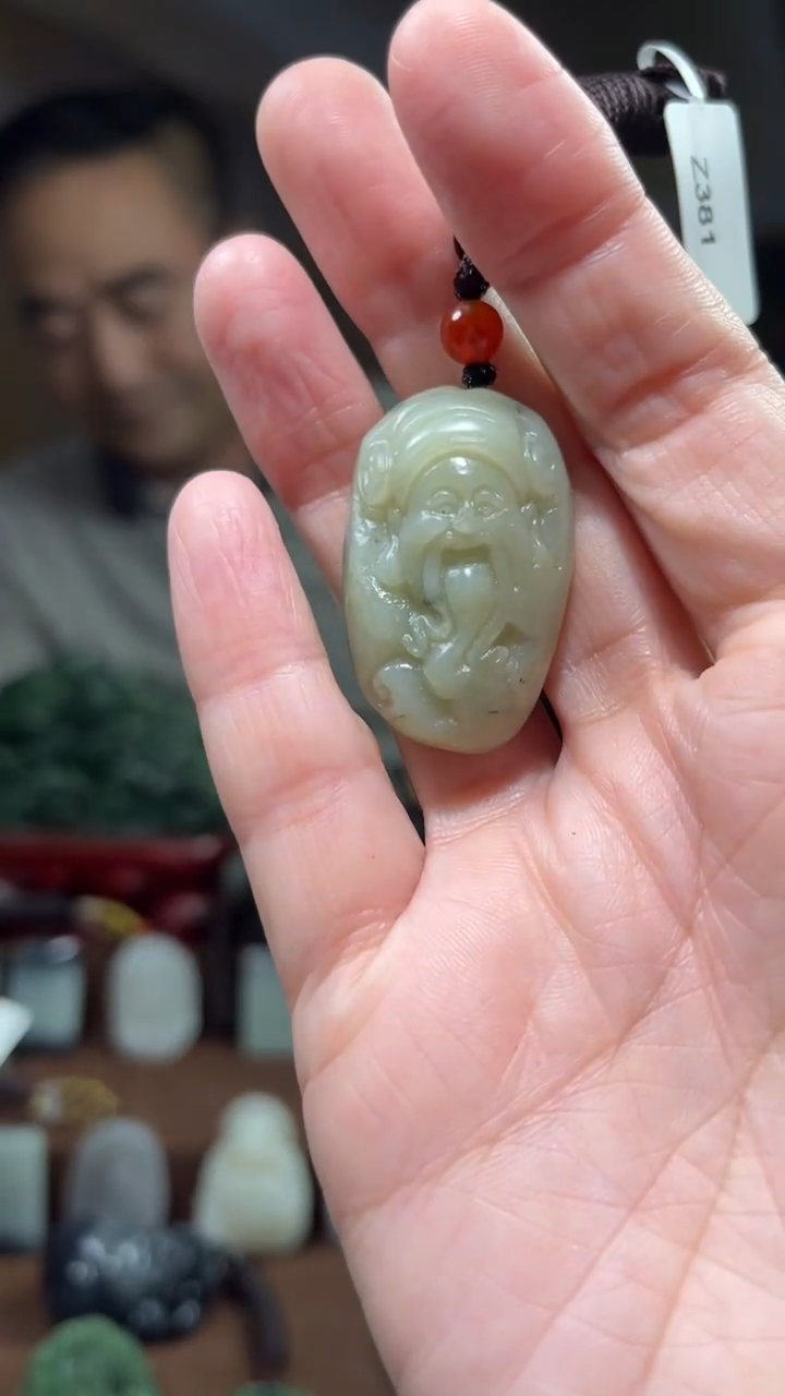 颈饰未镶嵌和田玉·