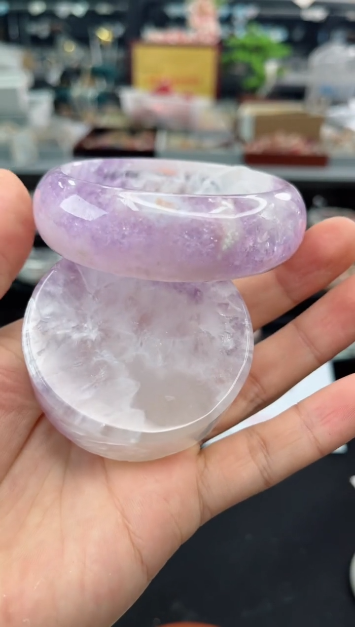 【闪购商品】石英质玉手镯未镶嵌63圈口（赠品镯心）3S9351