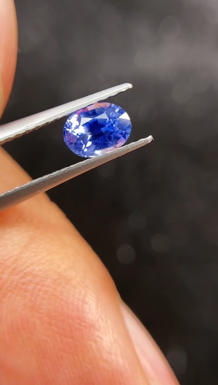 【闪购商品】定制蓝宝石定制未镶嵌天然无烧矢车菊AIGS0.84克拉