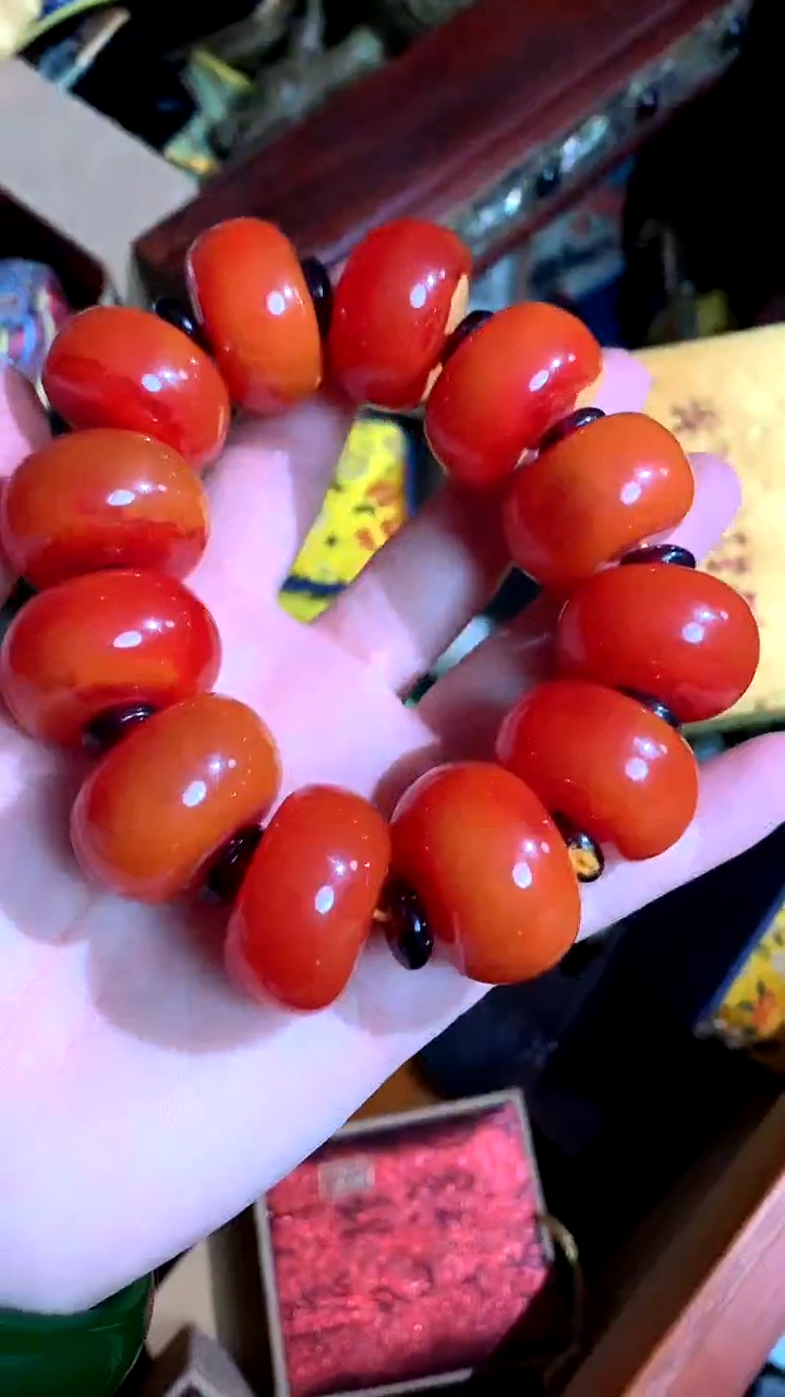 【闪购商品】蜜蜡手串未镶嵌德诚精品专属摆件