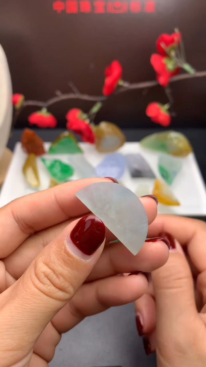 【闪购商品】定制翡翠未镶嵌         