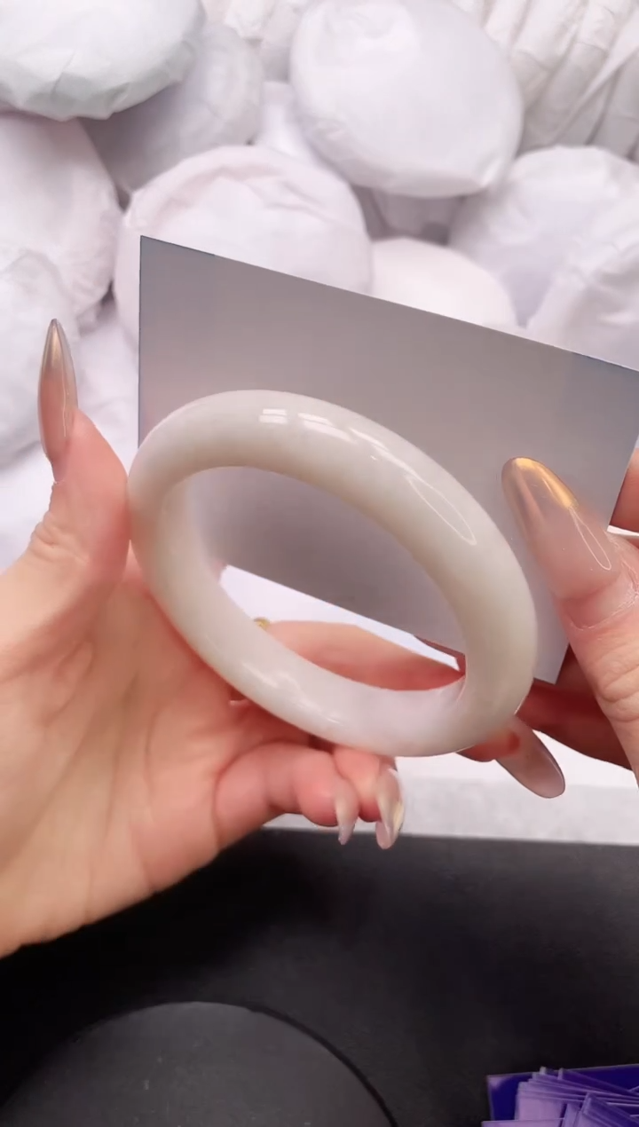 【闪购商品】和田玉手镯未镶嵌20K105-61