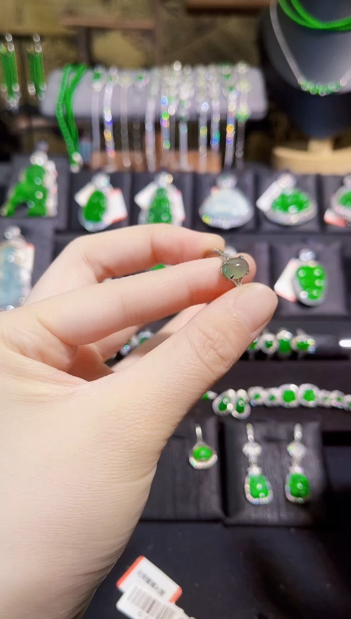 【闪购商品】翡翠戒指未镶嵌戒指